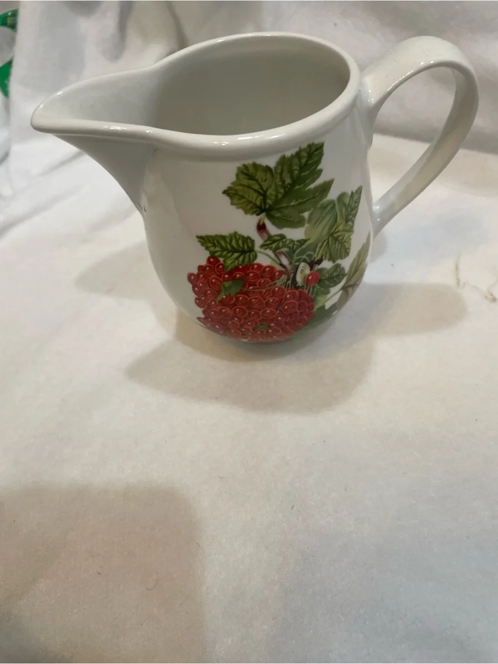 Portmeirion White Sugar Bowl with Red Fruit and Green Leaves